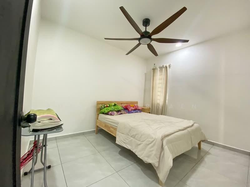 1-storey Terraced House for Sale in Taman Puchong Indah (Puchong) - Adi Zulkarnaen - Bedroom - PropertyGuru.com.my