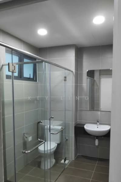 Service Residence for Rent at Pacific Star - Key Ling - Bathroom - PropertyGuru.com.my