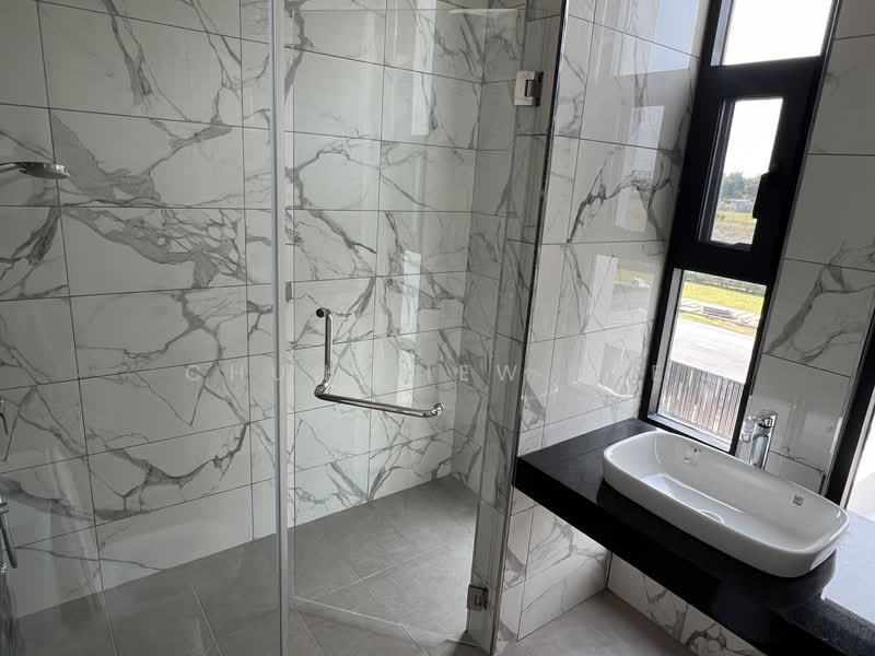 Semi-Detached House for Sale in Kuching (Sarawak) - Chun Jiew Lee - Bathroom - PropertyGuru.com.my