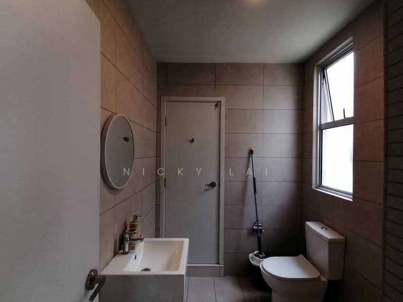 Terraced House for Sale in Batu Arang (Selangor) - Nicky Lai - Bathroom - PropertyGuru.com.my