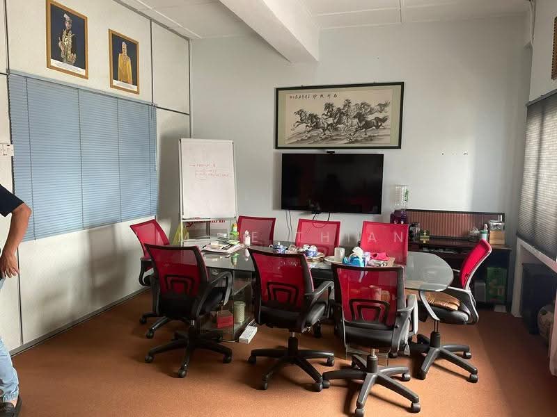 Shop / Office untuk Disewa di Taman Sungai Besi (Salak South) - Lim Ee Thian - Interior - PropertyGuru.com.my