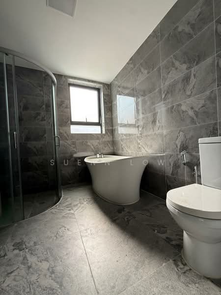 FOREST CITY untuk Untuk Dijual - RM 2,000,000, Mac 2026 - Bathroom - PropertyGuru.com.my