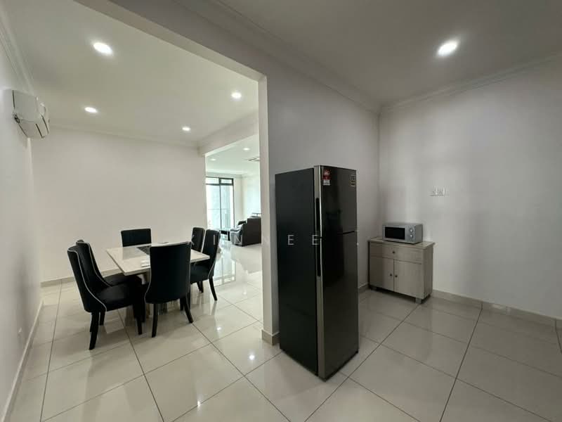 Marinox Sky Villas untuk Untuk Disewa - RM 4,400 /bulan, Mac 2026 - Dining Room - PropertyGuru.com.my