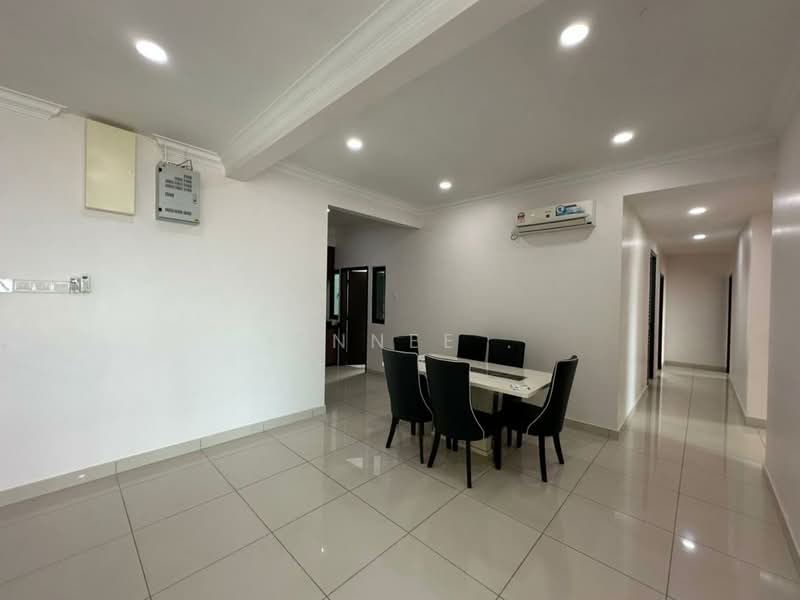 Marinox Sky Villas untuk Untuk Disewa - RM 4,400 /bulan, Mac 2026 - Dining Room - PropertyGuru.com.my