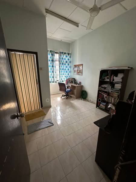 2-storey Terraced House for Sale in Taman Pulai Utama (Skudai) - Fion Choo - Study - PropertyGuru.com.my
