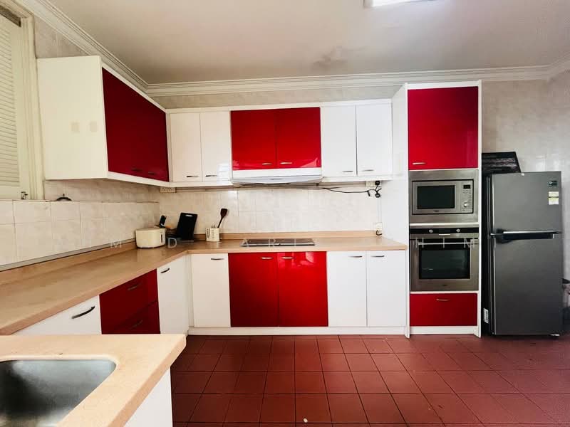 Sri Mahligai untuk Untuk Disewa - RM 2,800 /bulan, Mac 2026 - Kitchen - PropertyGuru.com.my