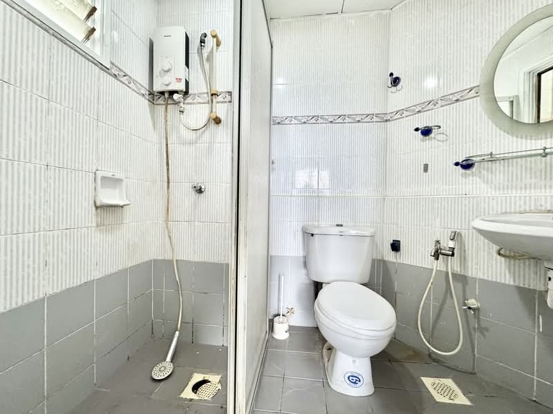 Menara Menjalara untuk Untuk Dijual - RM 450,000, Mac 2026 - Bathroom - PropertyGuru.com.my