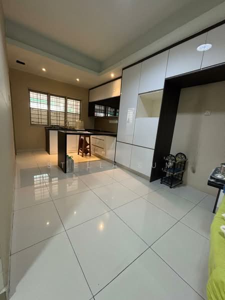 2-storey Terraced House for Sale in Putra Heights (Subang Jaya) - Stella Sum - Kitchen - PropertyGuru.com.my