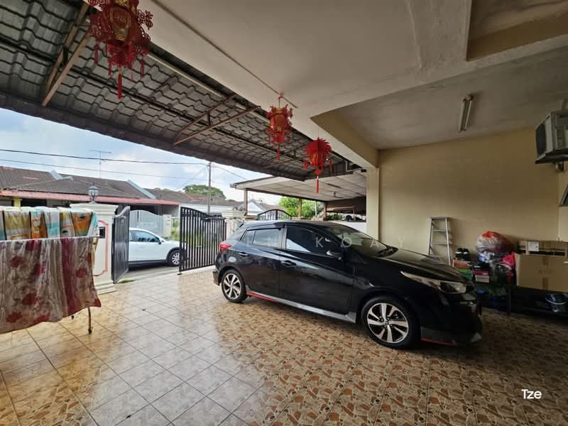 1-storey Terraced House for Sale in Taman Puteri Wangsa (Ulu Tiram) - Kelvin Koay - Exterior - PropertyGuru.com.my