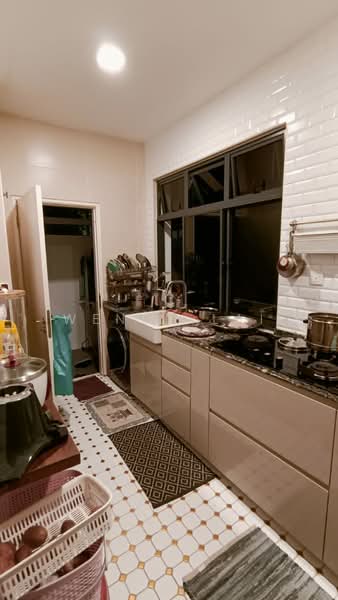 Cluster House for Sale in Taman Mount Austin (Tebrau) - Wendy Lai - Kitchen - PropertyGuru.com.my