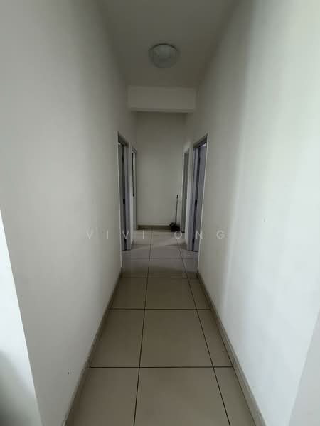 Service Residence for Rent at Meridin Bayvue Serviced Apartment - Vivi Ong - Corridor - PropertyGuru.com.my