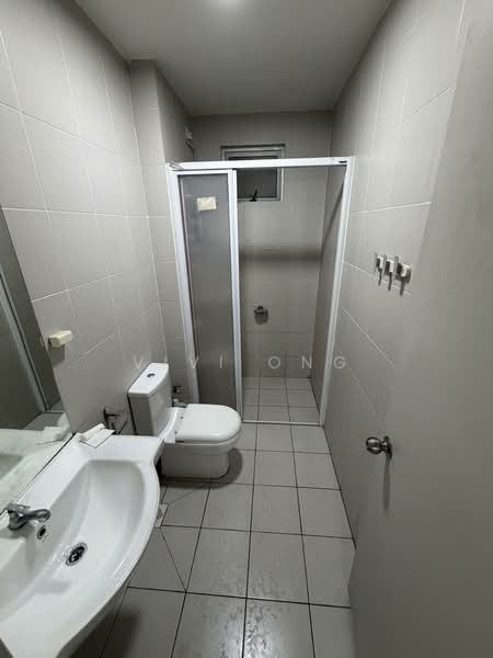 Service Residence for Rent at Meridin Bayvue Serviced Apartment - Vivi Ong - Bathroom - PropertyGuru.com.my