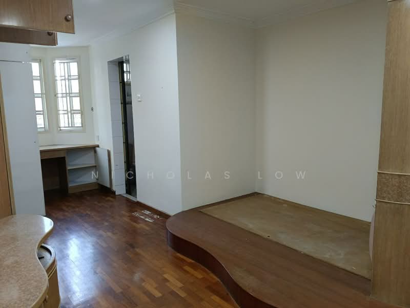 Semi-Detached House for Rent in Taman Pelangi (Johor Bahru) - Nicholas Low - Bedroom - PropertyGuru.com.my