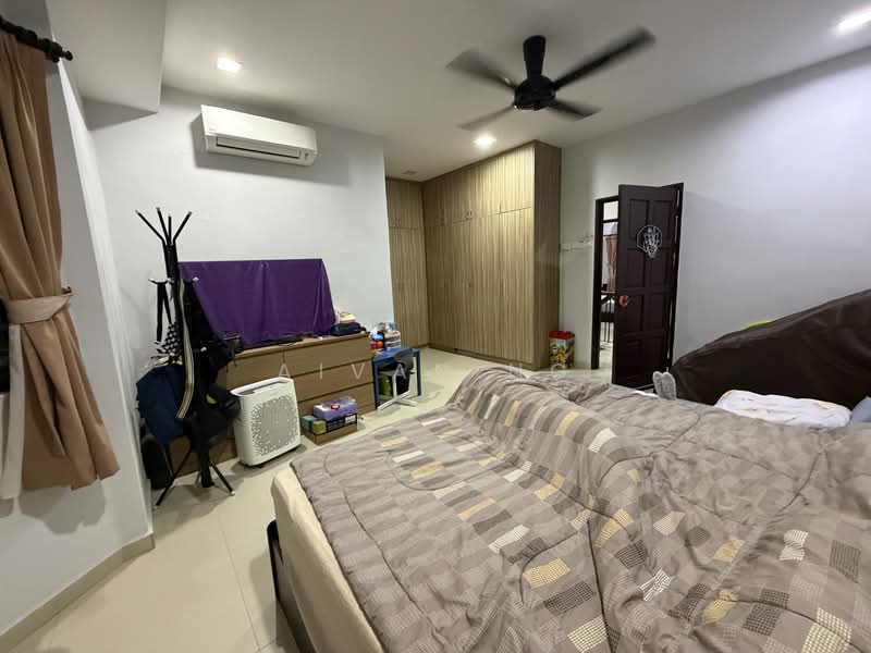 2-storey Terraced House for Sale in Bandar Sungai Long (Selangor) - Aivan Ng - Bedroom - PropertyGuru.com.my
