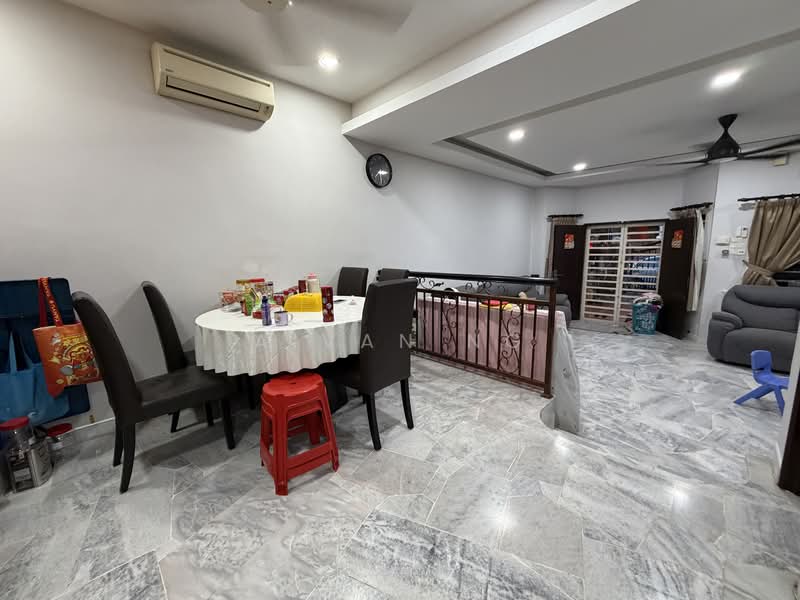 2-storey Terraced House for Sale in Bandar Sungai Long (Selangor) - Aivan Ng - Dining Room - PropertyGuru.com.my