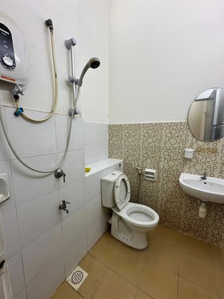 2-storey Terraced House for Sale in Taman Bukit Indah (Batu Pahat) - Alan Chew - Bathroom - PropertyGuru.com.my