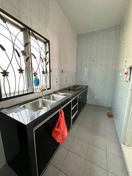 2-storey Terraced House for Sale in Taman Bukit Indah (Batu Pahat) - Alan Chew - Kitchen - PropertyGuru.com.my