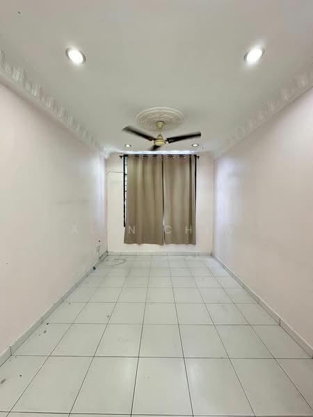 2-storey Terraced House for Sale in Taman Bukit Indah (Batu Pahat) - Alan Chew - Interior - PropertyGuru.com.my