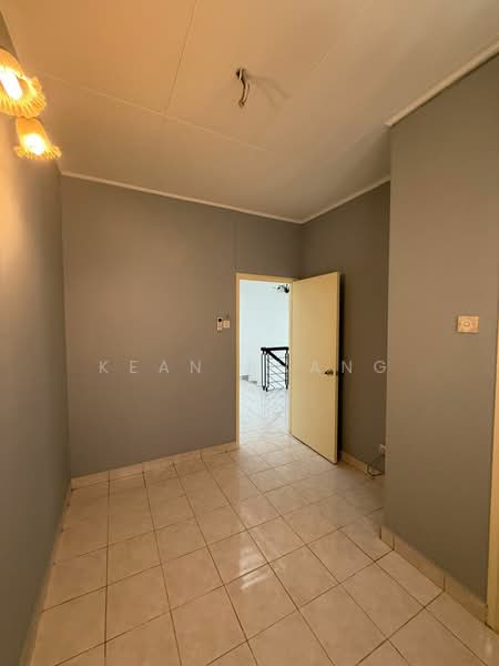 U16, Taman Bukit Subang untuk Untuk Dijual - RM 680,000, Mac 2026 - Interior - PropertyGuru.com.my