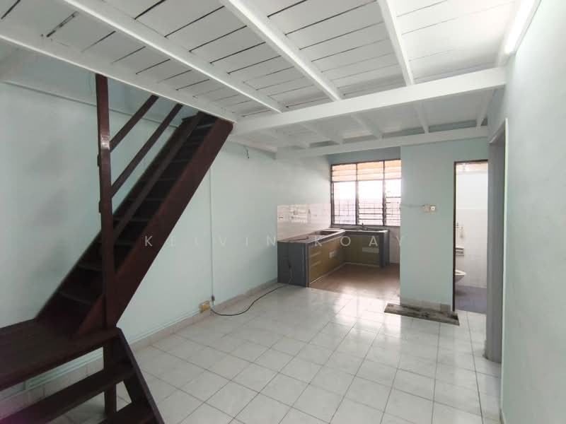 1-storey Terraced House for Sale in Taman Perling (Perling) - Kelvin Koay - Kitchen - PropertyGuru.com.my