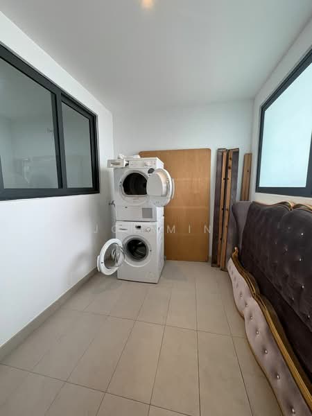 The Astaka @ 1 Bukit Senyum untuk Untuk Disewa - RM 11,000 /bulan, Mac 2026 - Interior - PropertyGuru.com.my