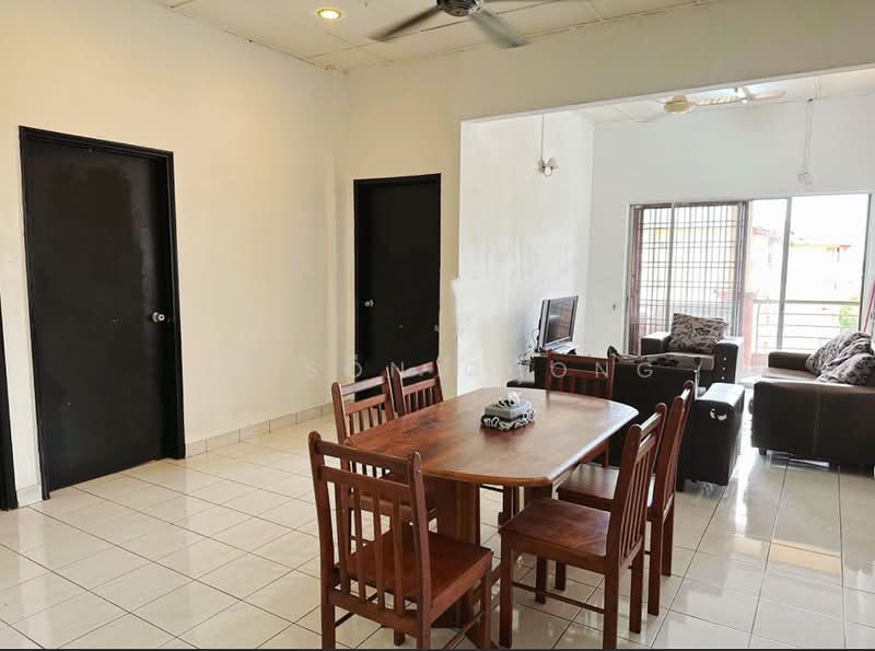 Apartment for Rent at Pangsapuri Merak - Edison Chong - Living Room - PropertyGuru.com.my