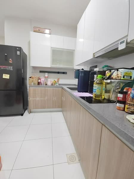 Service Residence for Rent at Sky Oasis Residence (Pangsapuri Oasis 1) - Daphne Lee - Kitchen - PropertyGuru.com.my