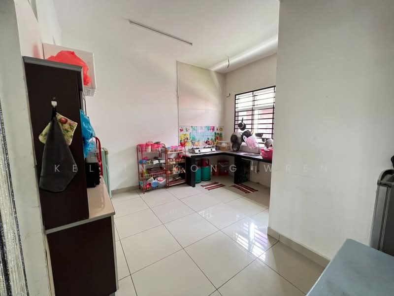 2-storey Terraced House for Sale in Iskandar Puteri (Nusajaya) (Johor) - Kelvin Kong Wren - Kitchen - PropertyGuru.com.my