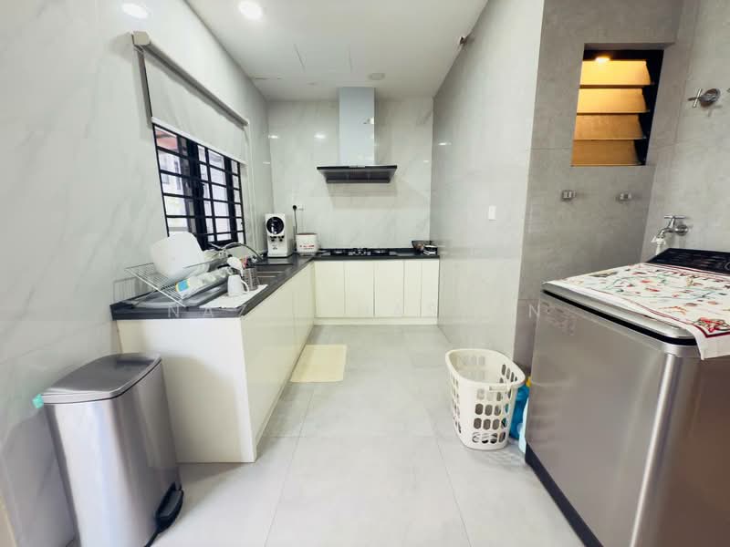 Terraced House for Sale in Petaling Jaya (Selangor) - Nazri Hassan - Kitchen - PropertyGuru.com.my