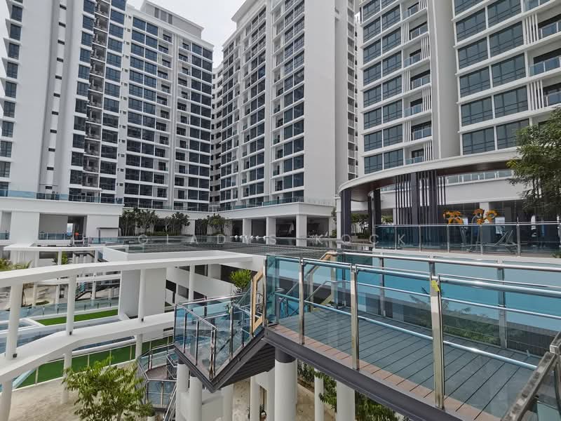 Condominium for Rent at Queens Residences Q1 @ Queens Waterfront - Gladys Kock - Exterior - PropertyGuru.com.my