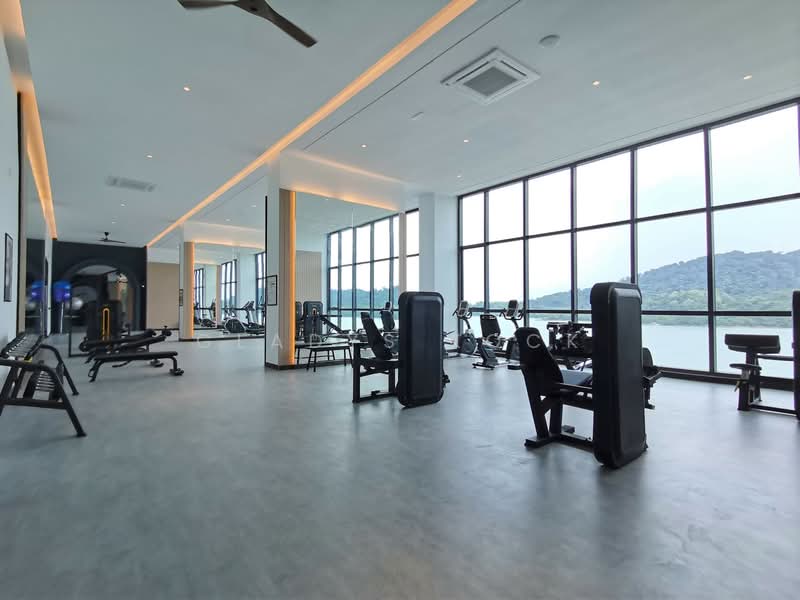 Condominium for Rent at Queens Residences Q1 @ Queens Waterfront - Gladys Kock - Gym - PropertyGuru.com.my