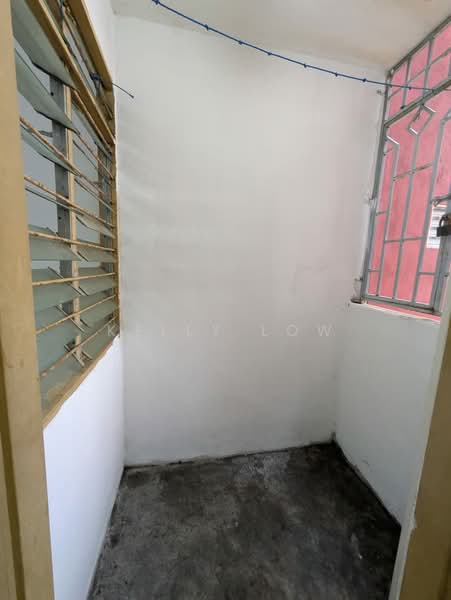 Mentari Court untuk Untuk Dijual - RM 258,000, Mac 2026 - Balcony - PropertyGuru.com.my