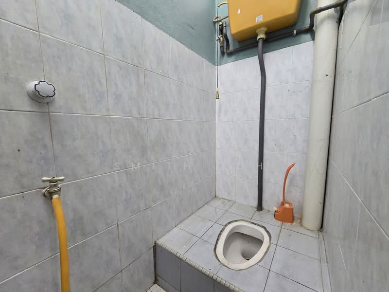 2-storey Terraced House for Sale in Kulai (Johor) - Smith Goh - Bathroom - PropertyGuru.com.my