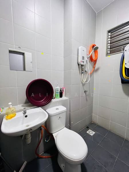 Idaman Abadi untuk Untuk Dijual - RM 285,000, Mac 2026 - Bathroom - PropertyGuru.com.my
