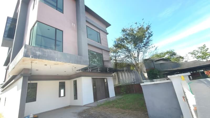 Bungalow for Sale in Shah Alam (Selangor) - Hannee Tay - Exterior - PropertyGuru.com.my