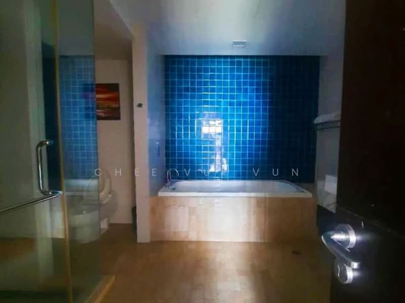 Nexus Residence Karambunai untuk Untuk Dijual - RM 450,000, Mac 2026 - Bathroom - PropertyGuru.com.my