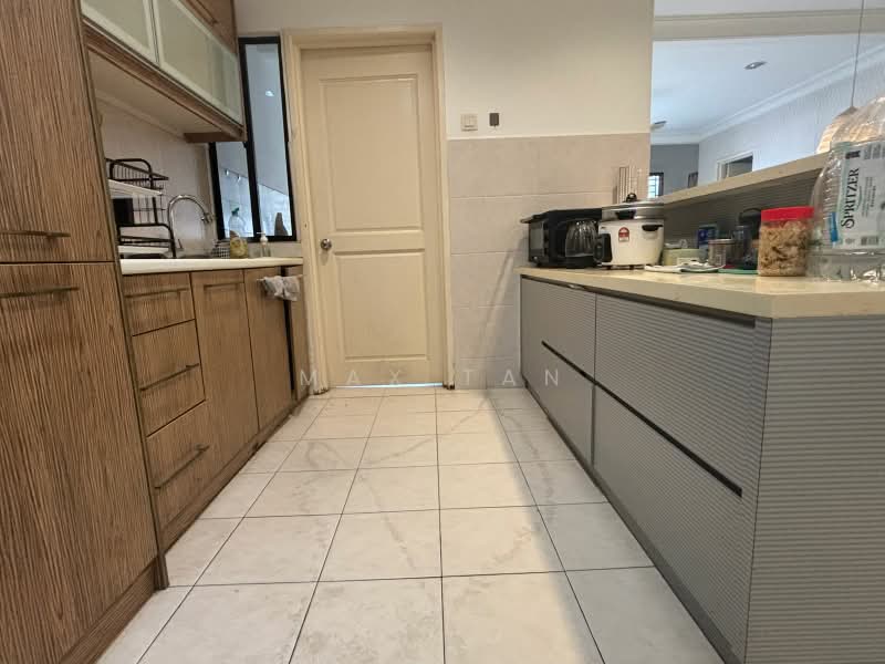 Kondominium untuk Dijual di Casa Tropicana - Max Tan - Kitchen - PropertyGuru.com.my