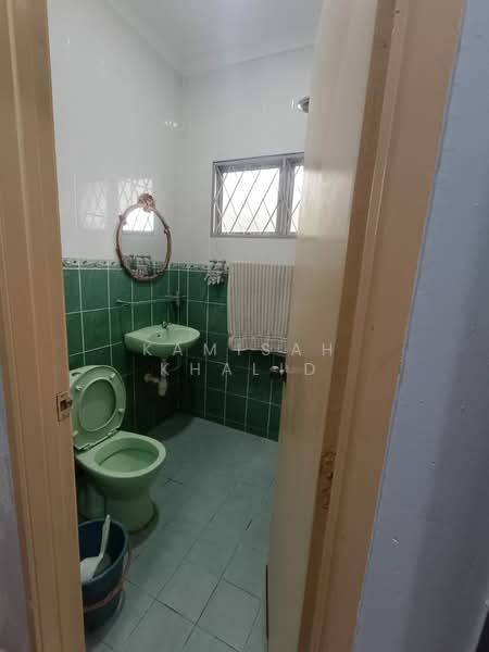 Sungai Buloh Country Resort untuk Untuk Dijual - RM 1,300,000, Mac 2026 - Bathroom - PropertyGuru.com.my