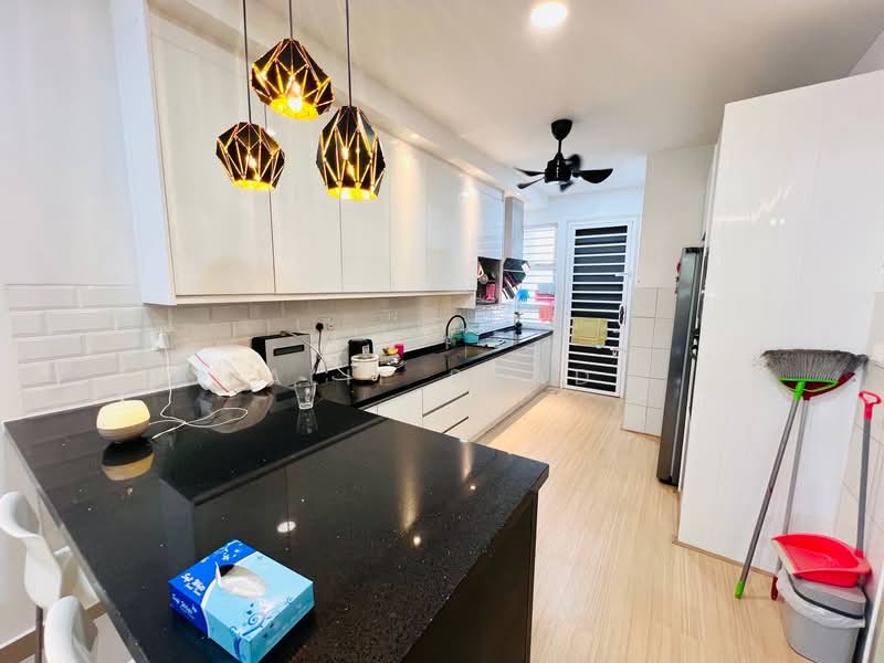 2-storey Terraced House for Sale in Taman Sepang (Sepang) - Alif Saad - Kitchen - PropertyGuru.com.my
