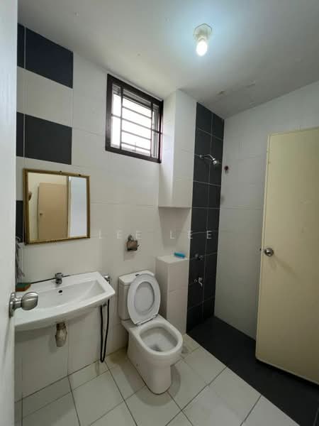 2-storey Terraced House for Rent in Taman Nusa Idaman (Iskandar Puteri (Nusajaya)) - Lee Lee - Bathroom - PropertyGuru.com.my