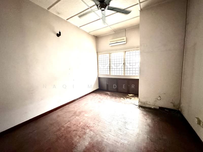 2-storey Terraced House for Sale in Taman Tun Dr Ismail (Kuala Lumpur) - Naqi M. Derus - Interior - PropertyGuru.com.my