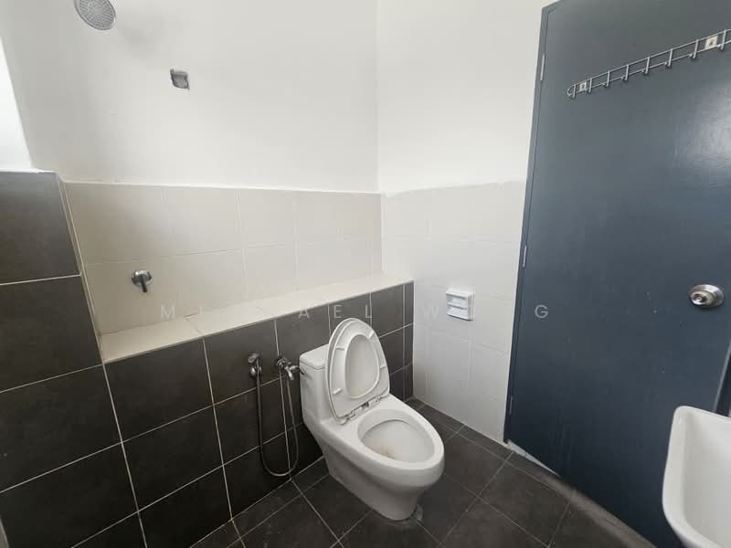 Terraced House for Rent in Rawang (Selangor) - Michael Wong - Bathroom - PropertyGuru.com.my