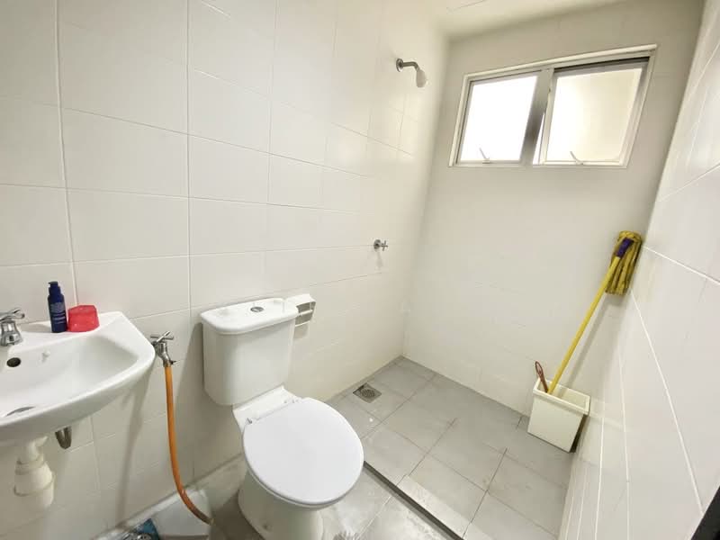 Service Residence for Sale at Suri Puteri - Alif Saad - Bathroom - PropertyGuru.com.my