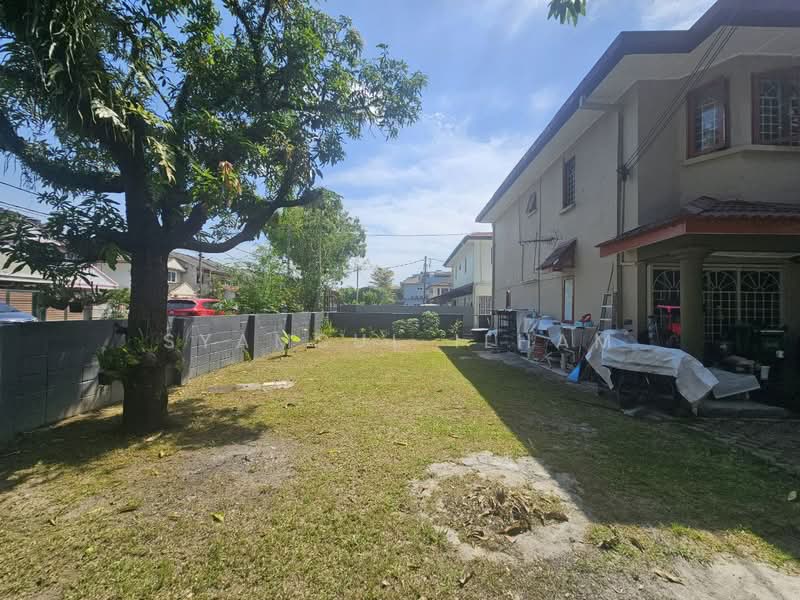 2-storey Terraced House for Sale in Ampang (Selangor) - Syamsul Ilham - Exterior - PropertyGuru.com.my