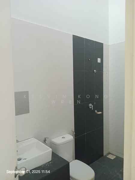 Cluster House for Sale in Kota Masai (Pasir Gudang) - Kelvin Kong Wren - Bathroom - PropertyGuru.com.my