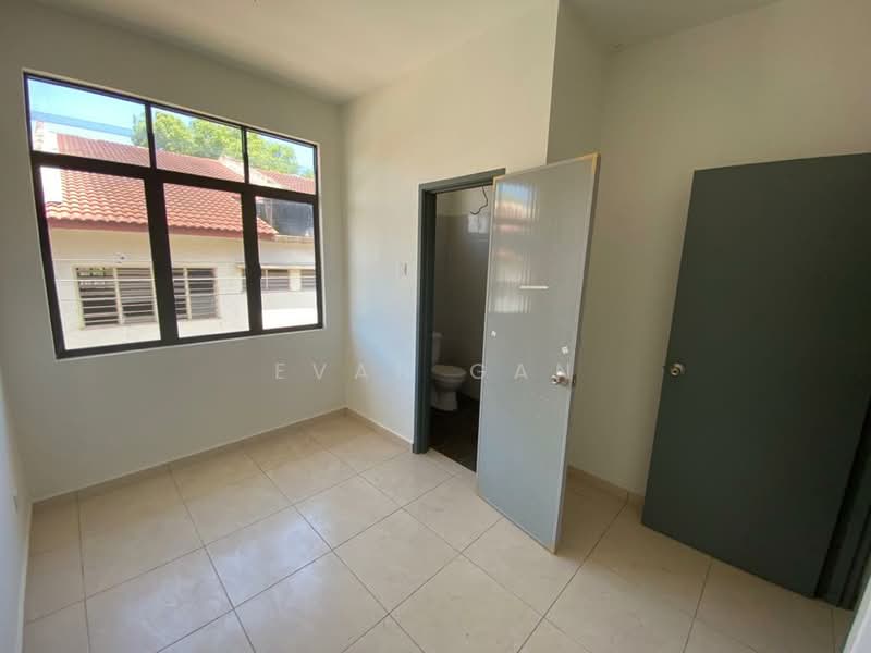 TAMAN AYER KEROH PERMAI untuk Untuk Dijual - RM 468,000, Mac 2026 - Interior - PropertyGuru.com.my