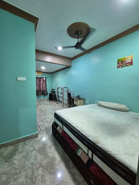 2-storey Terraced House for Sale in Taman Puteri Wangsa (Ulu Tiram) - Zach Law - Bedroom - PropertyGuru.com.my