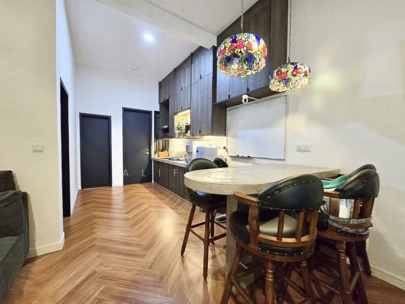 2-storey Terraced House for Sale in Alam Impian (Shah Alam) - Alif Saad - Kitchen - PropertyGuru.com.my