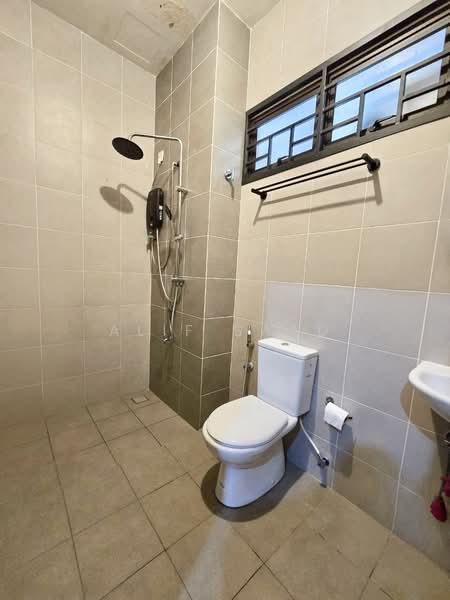 2-storey Terraced House for Sale in Alam Impian (Shah Alam) - Alif Saad - Bathroom - PropertyGuru.com.my