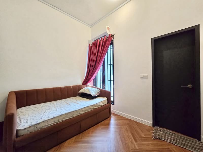 2-storey Terraced House for Sale in Alam Impian (Shah Alam) - Alif Saad - Bedroom - PropertyGuru.com.my